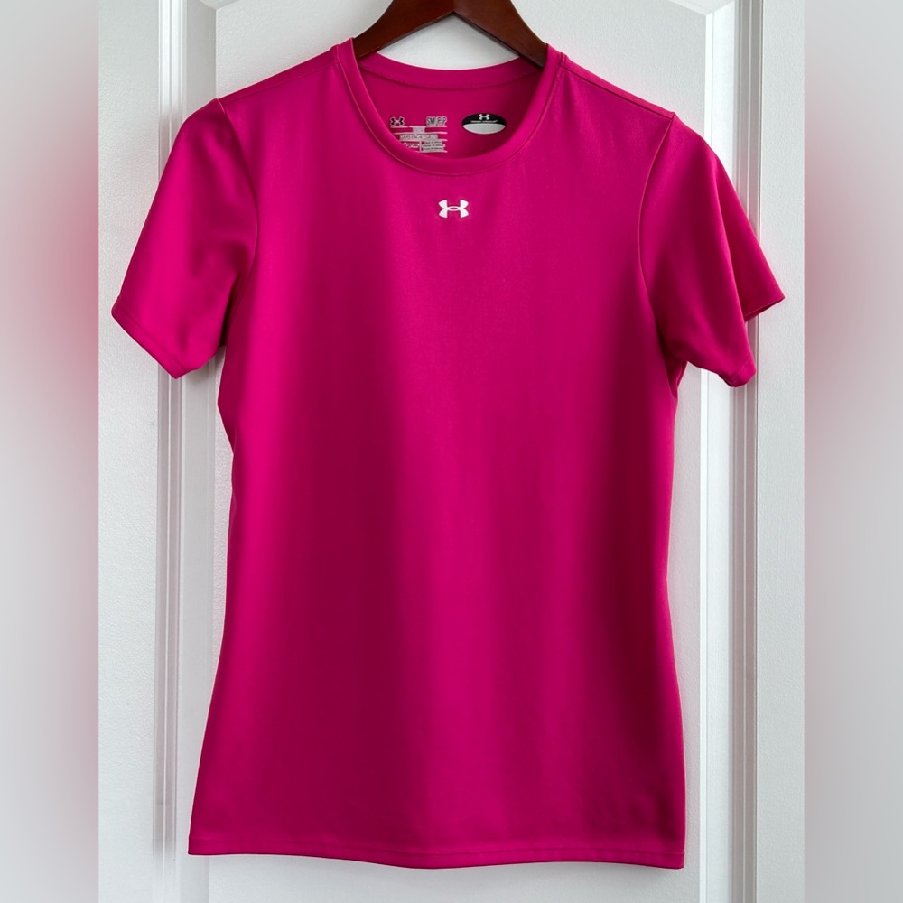 Under Armour Heat Gear Crew Neck T-Shirt, Loose Fit, Small, Pink